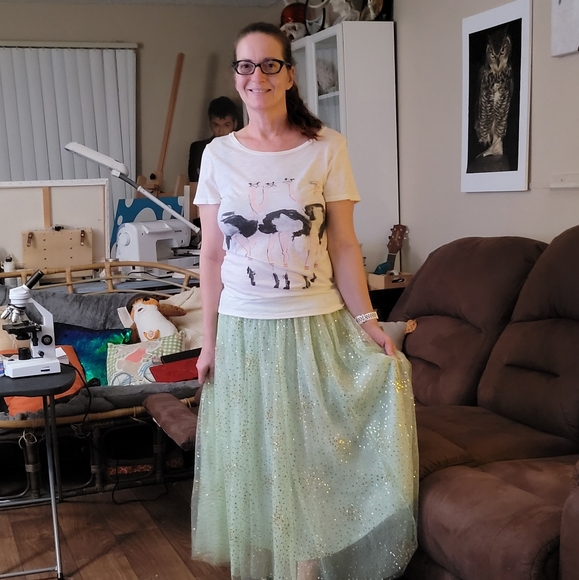 Meet your Posher, Jennifer - Picture 3 of 3